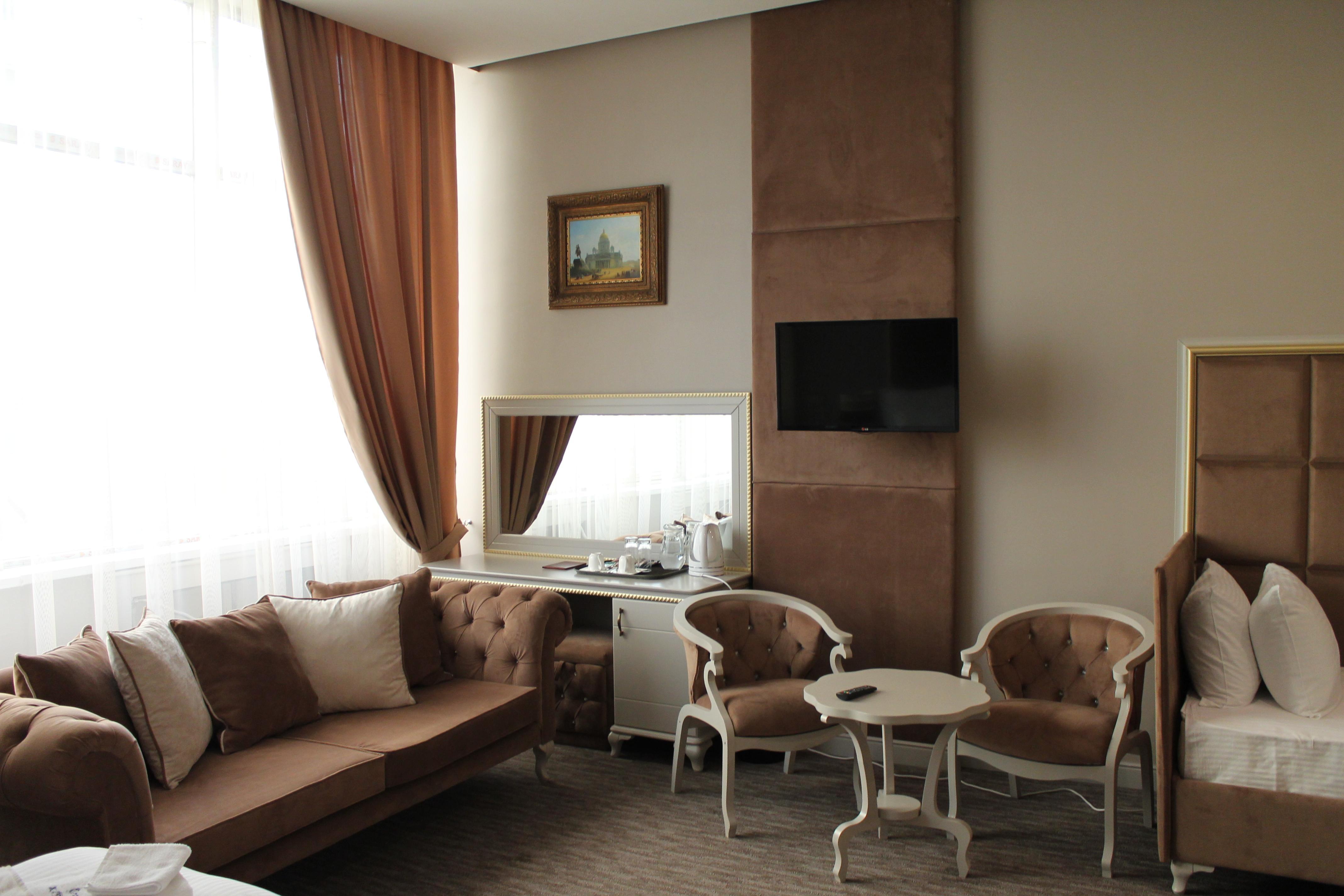Grand Sapphire Hotel อัลมาตี ภายนอก รูปภาพ