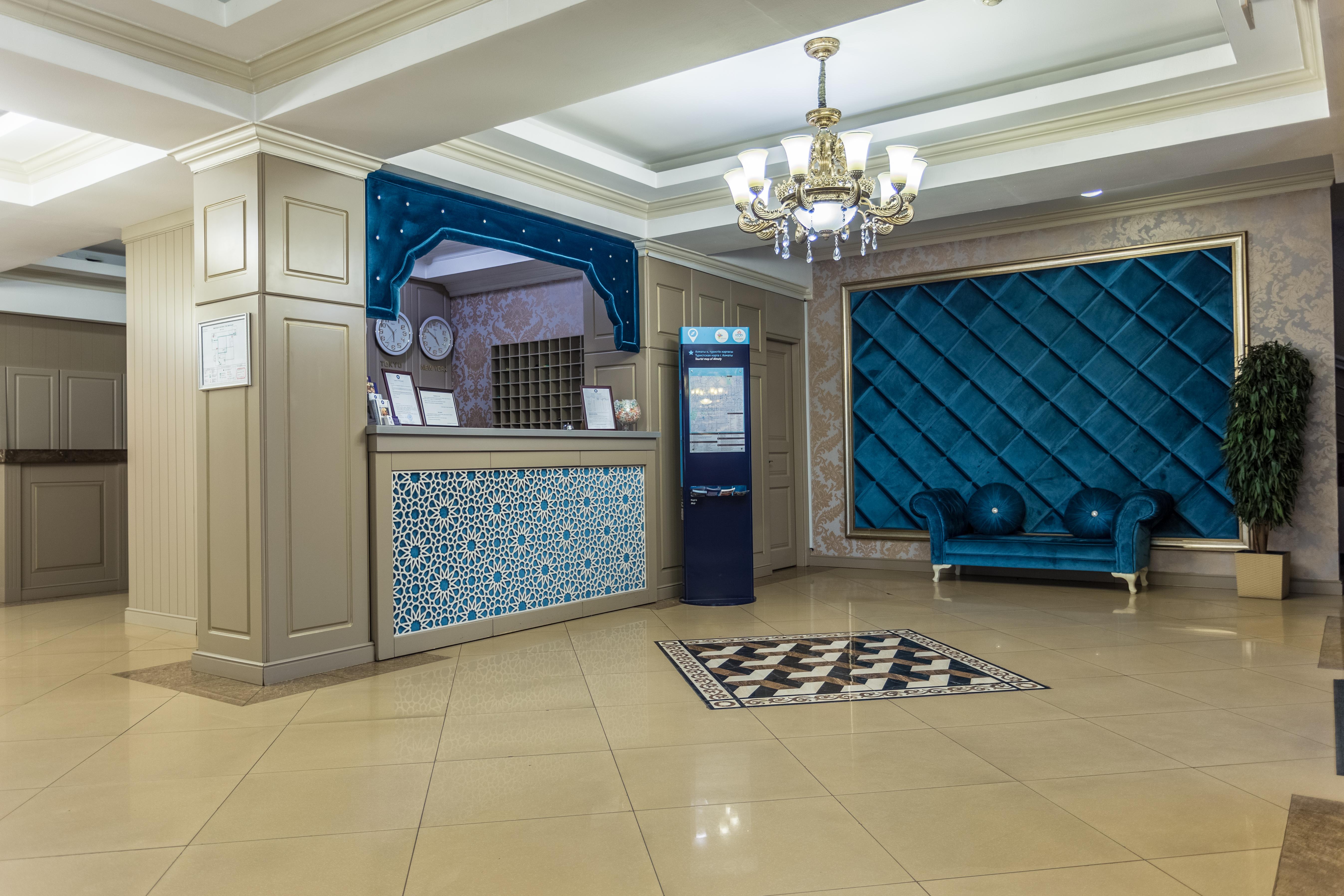Grand Sapphire Hotel อัลมาตี ภายนอก รูปภาพ