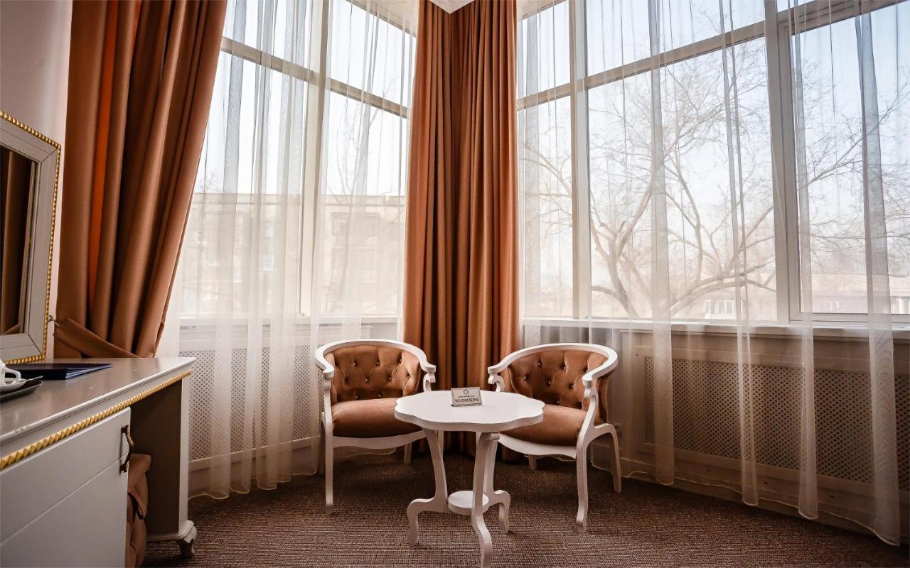 Grand Sapphire Hotel อัลมาตี ภายนอก รูปภาพ